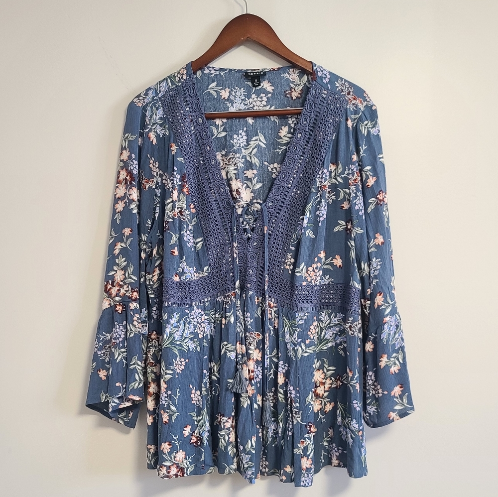 Torrid floral blouse